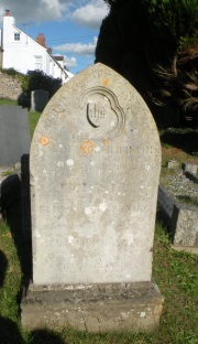 Manning grave in Pilton Churchyard