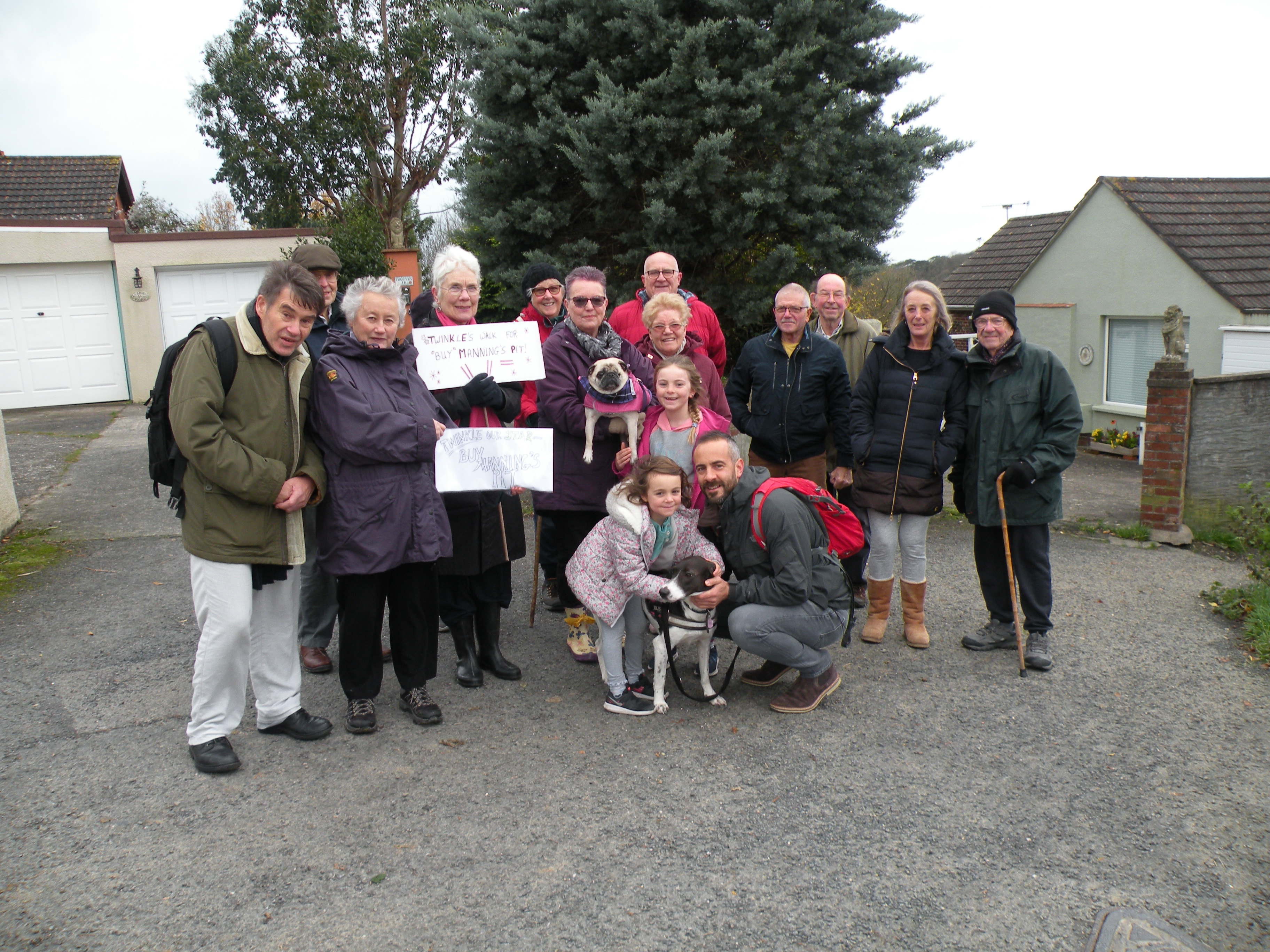 The start, in Lynbro Road