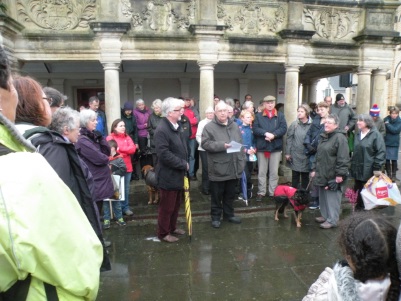 Crowd listening to Brian Greenslade